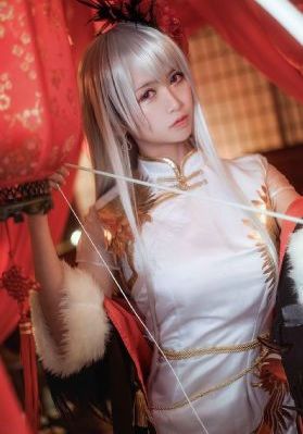 蜜桃迷色_DVD在线观看完整版